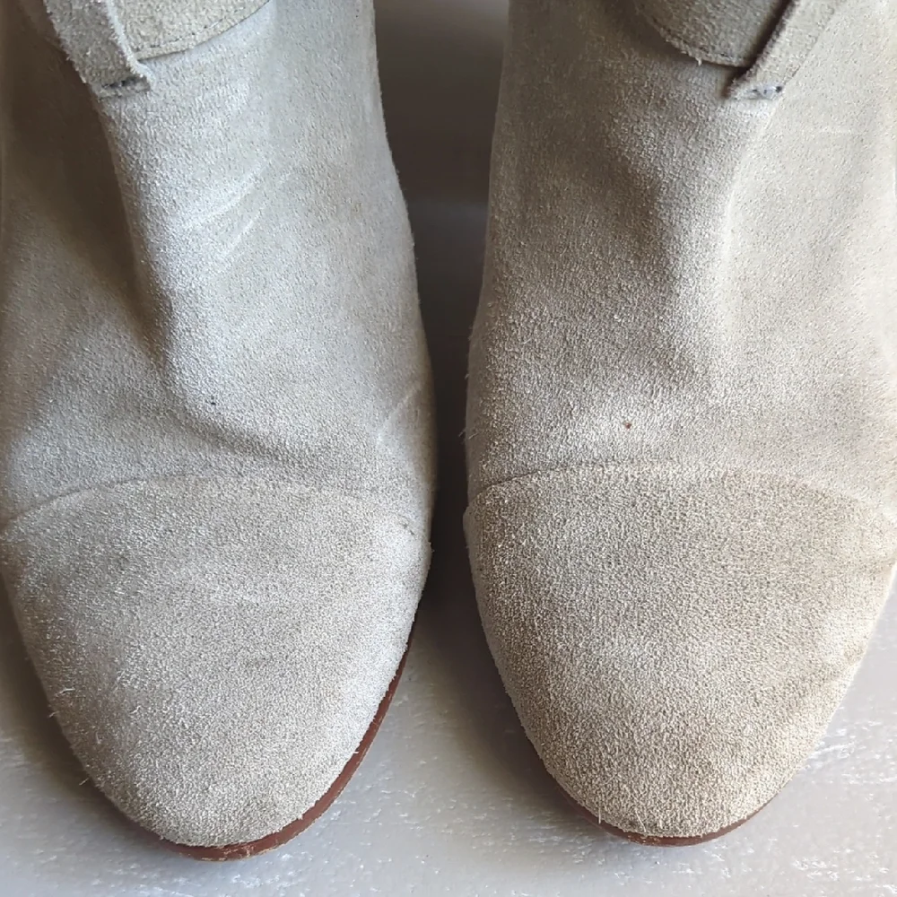Rag & Bone Harrow Suede Tan Ankle‎ Booties size 39